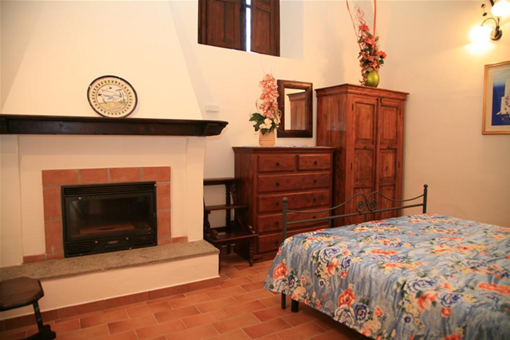 Agriturismo Toscanella Montebello Zewnętrze zdjęcie