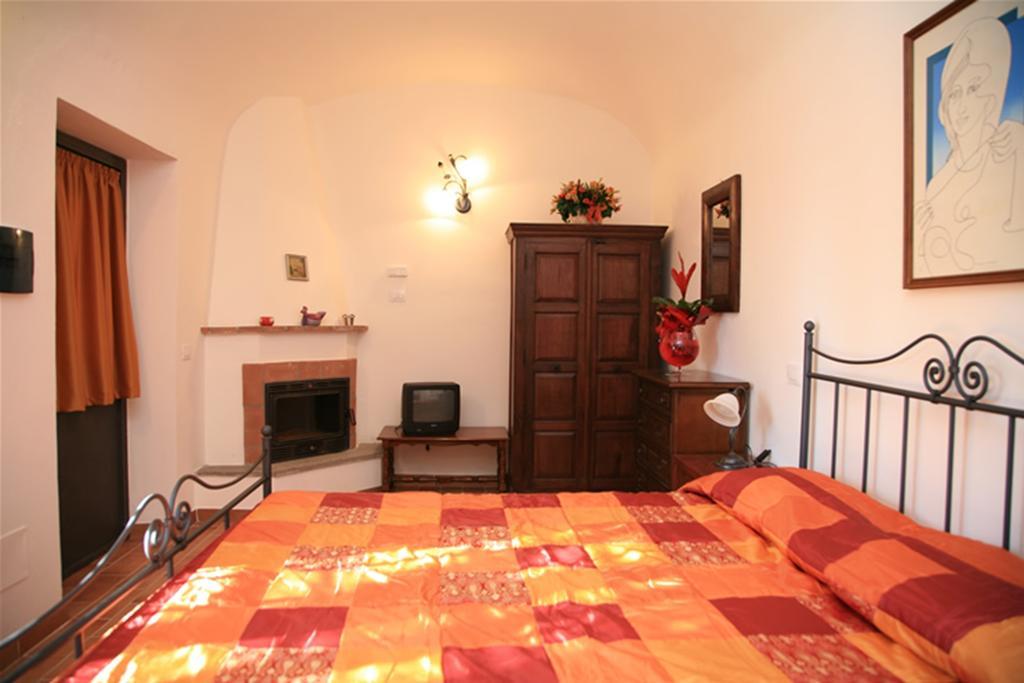 Agriturismo Toscanella Montebello Pokój zdjęcie